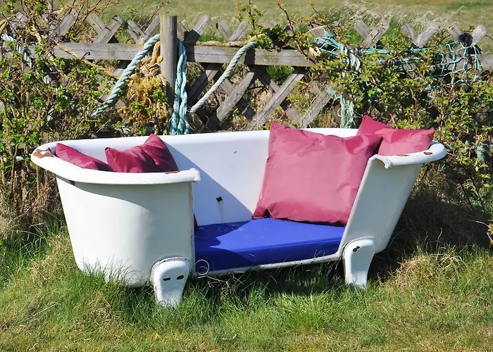 Hues Sanskiin *eerdglueper* شقة *